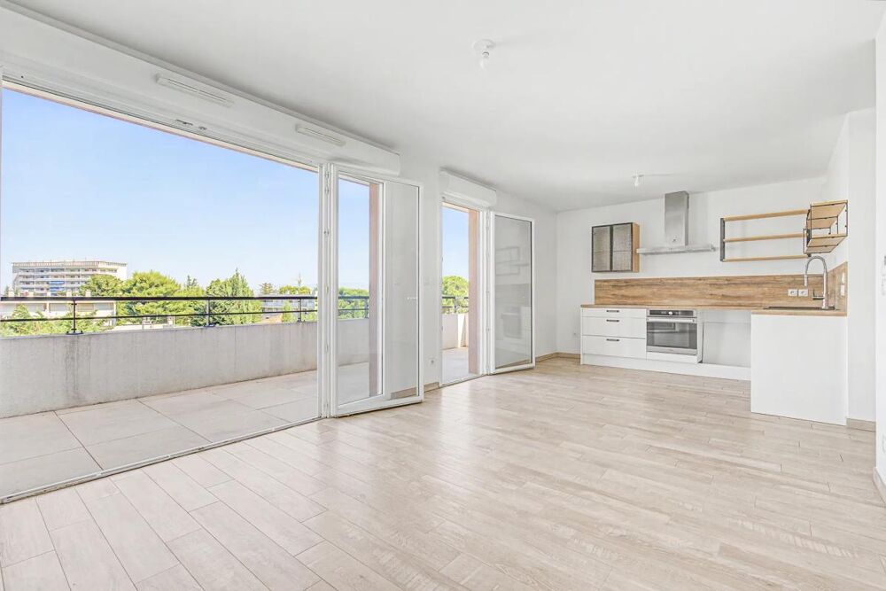 Vente Appartement T3 dernier étage, Terrasse, vue Notre-Dame de la Garde, parking, Le Cabot Marseille Marseille 9