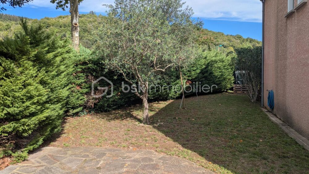 Vente Villa Superbe villa avec jardin décoratif, dans l'un des secteurs les plus recherchés du Poujol Sur Orb. Coup de coeur assuré ! Le poujol sur orb