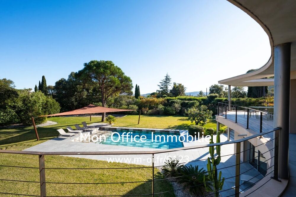 Vente Maison Référence : 6123-NGU. - Maison 6 pièces - 240m2 - 4 chambres - Vue MER - Piscine - Garage Grimaud