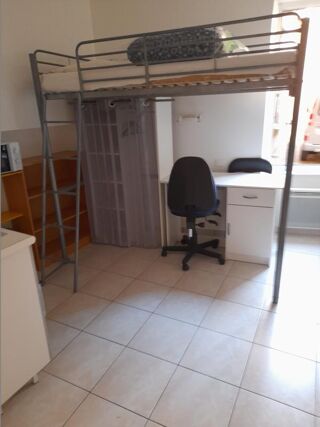  Appartement � louer 1 pi�ce 11 m�