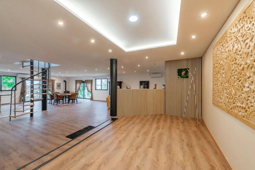 Vente Propriété/Château Maison entièrement rénovée - 320m saint-Cyr-sur-Morin Saint cyr sur morin