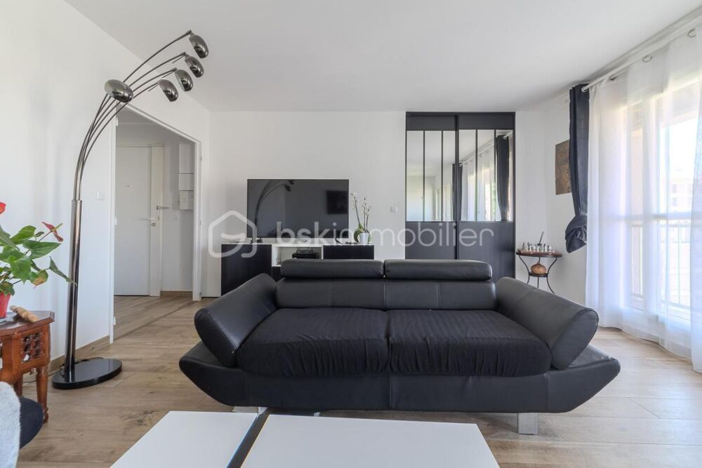 à vendre  Appartement Pantin (93500)
