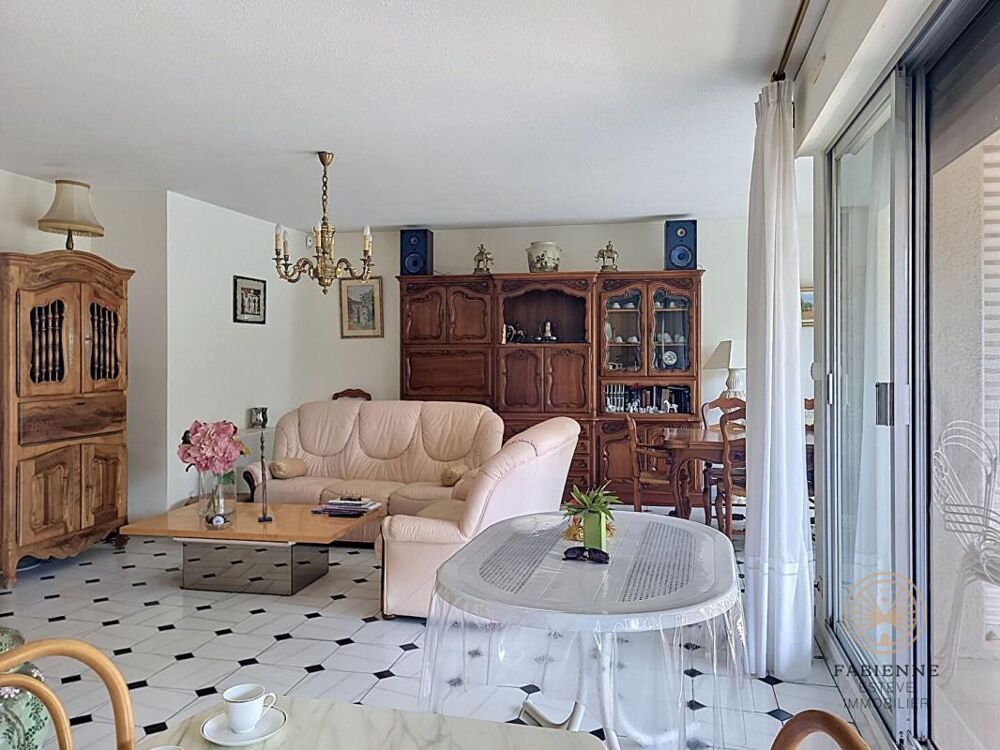 CHÂTEAURENARD Appartement de 98 m² avec terrasse, garage et vue exceptionnelle