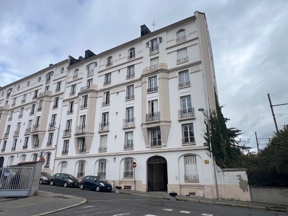 À VENDRE  Superbe appartement de caractère à Saint-Étienne