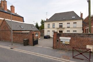  Immeuble � vendre 15 + pi�ces 236 m�