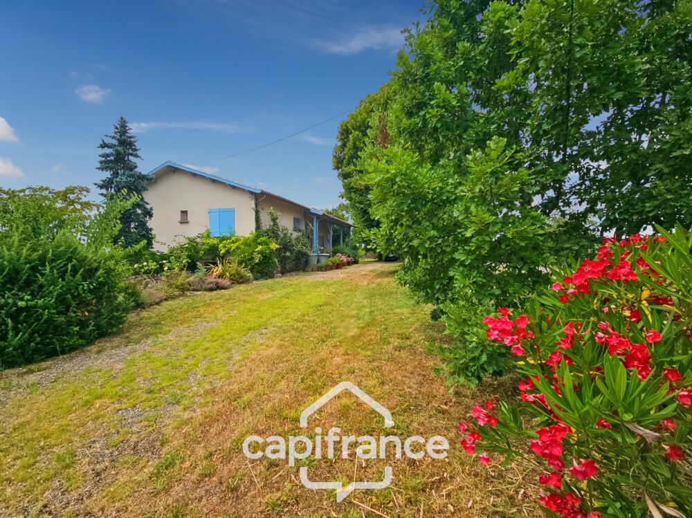 Maison familiale 6 chambres, terrain 3500 m², vue panoramique sur les hauteurs