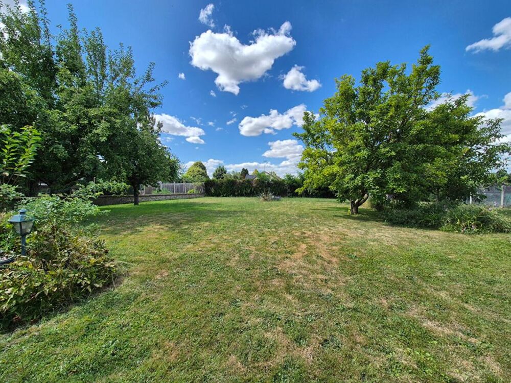 Vente Maison Houdan et Gambais proche / Longère de charme avec dépendance / Centre village Houdan