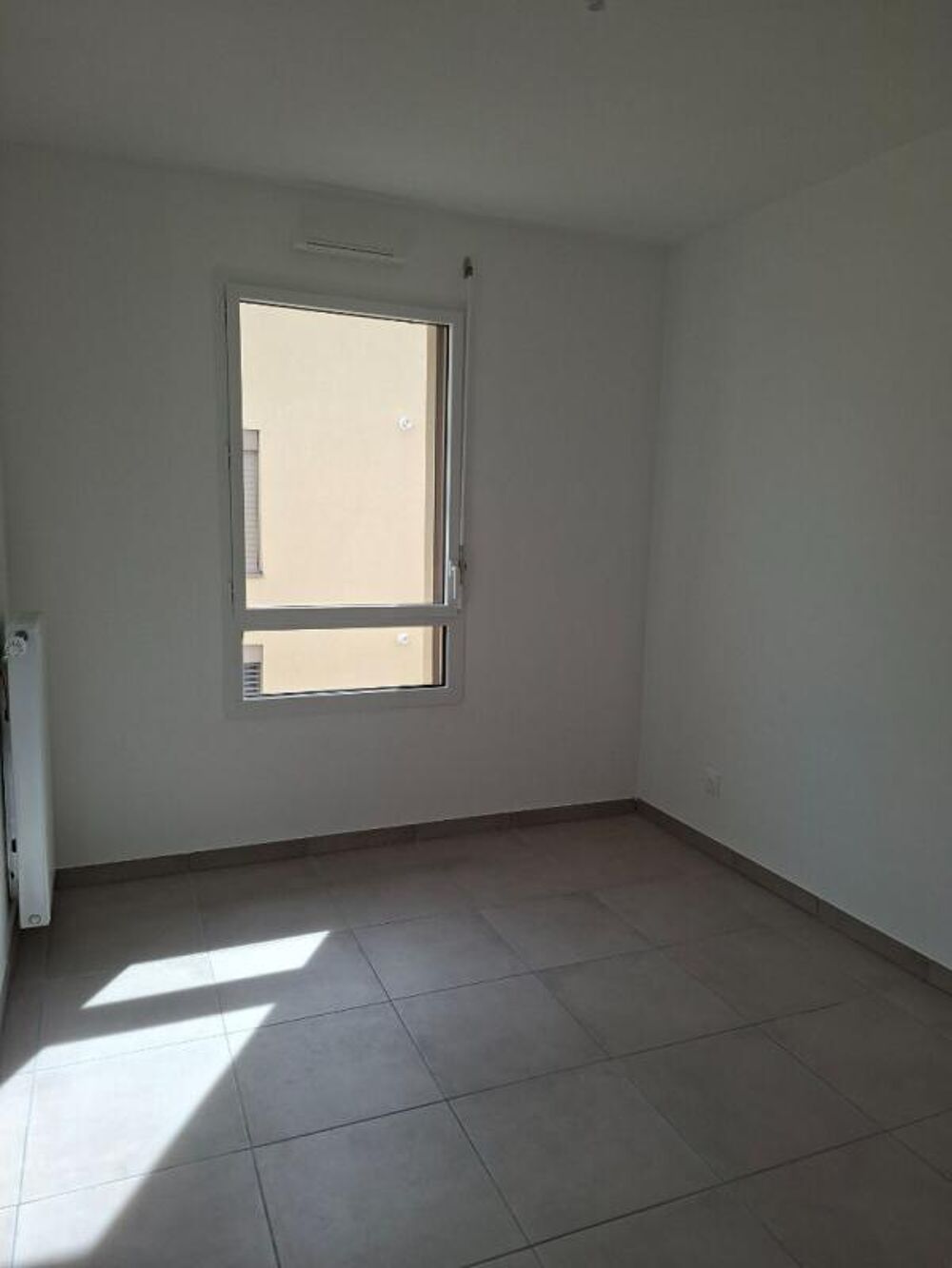 Spacieux T5 duplex de 96 m² avec terrasse de 21 m² à Craponne