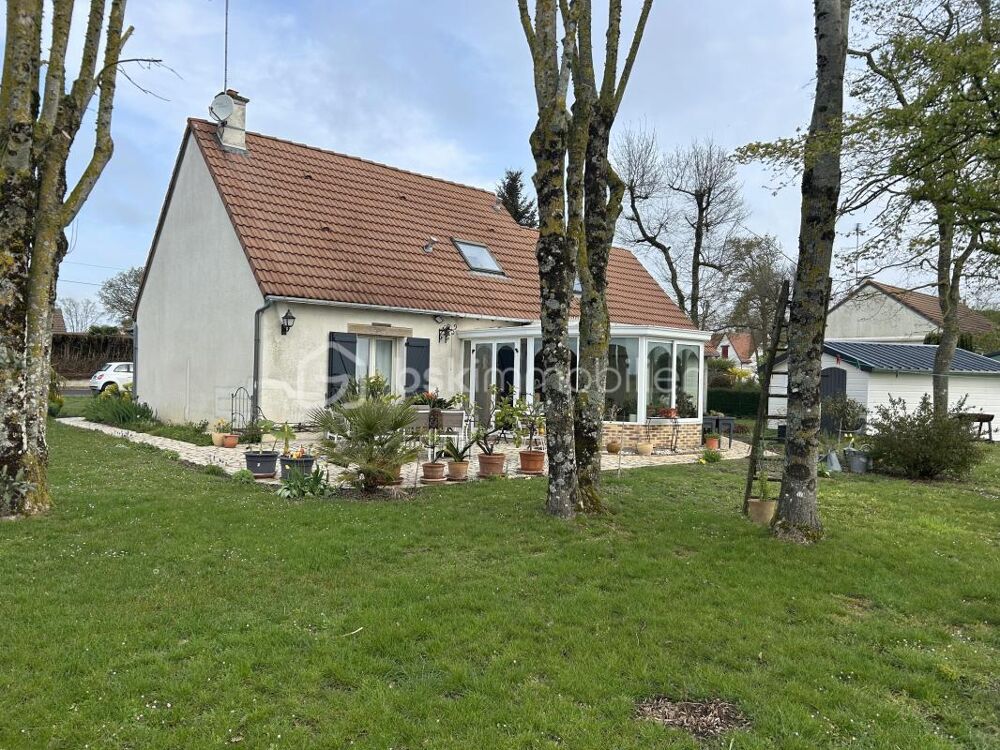 Maison spacieuse et lumineuse de 145m² avec terrasse agréable