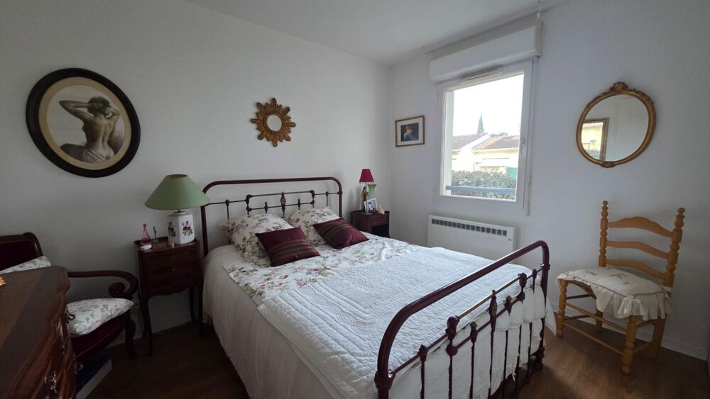 Vente Appartement Appartement 3 pièces RDC Bordeaux Caudéran - Pasteur 2 places de parking Bordeaux