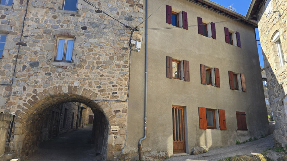 Saint Martin de Valamas - Maison de village immédiatement habitable