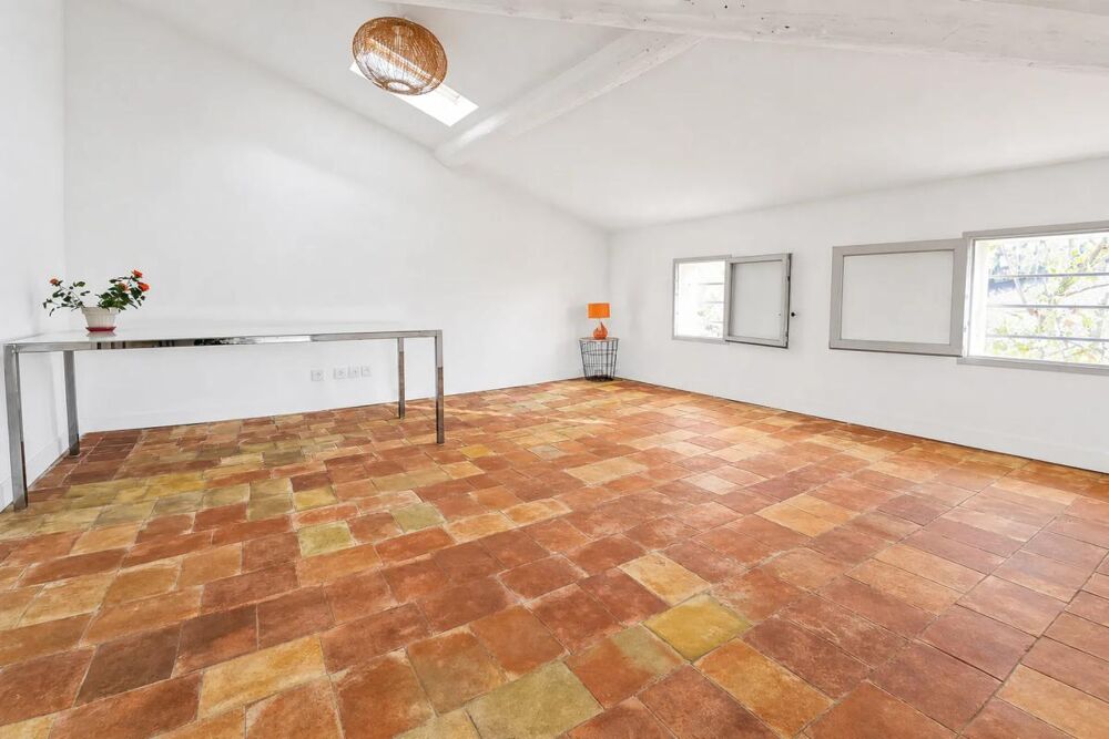 Vente Appartement Charmant T4 sous combles, lumineux, rénové à Aix Les Milles Aix en provence