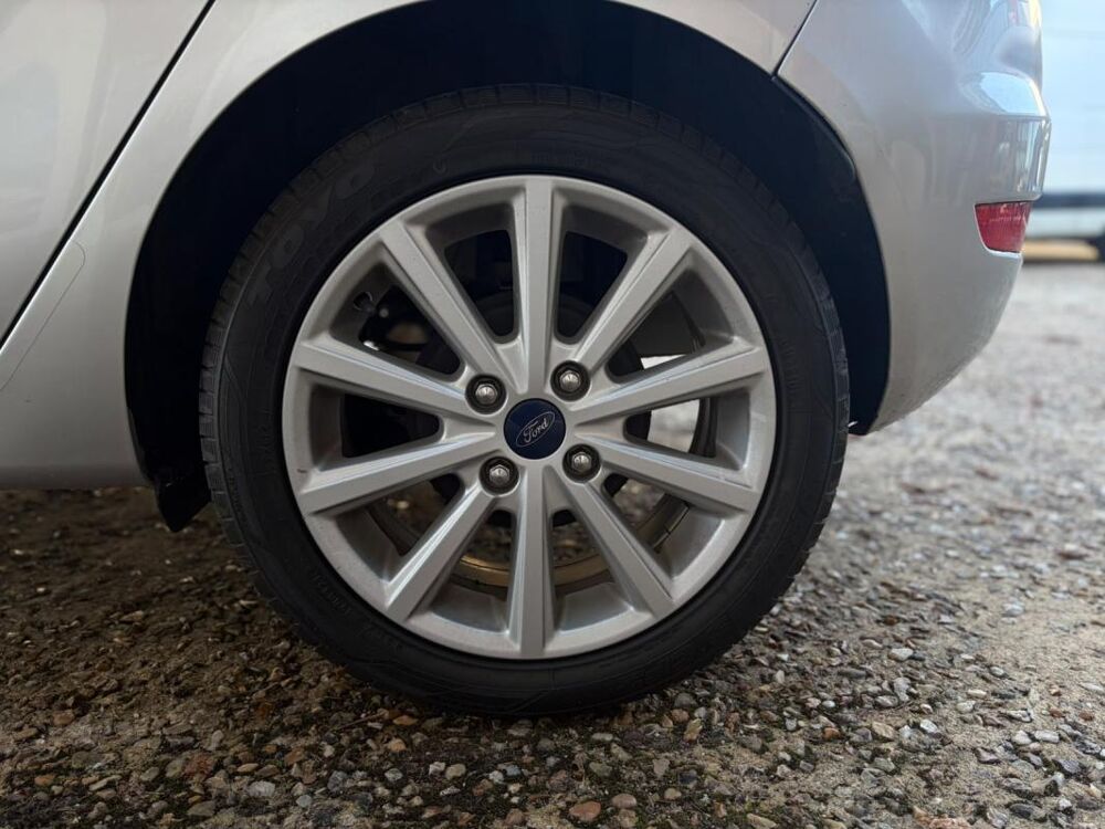 Fiesta Titanium 1.5 TDCi 75Ch - Garantie 12 mois / Reprise possible 2015 occasion 36300 Le Blanc