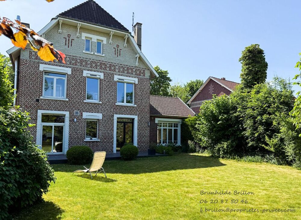 Vente Maison Maison d'ingénieur, 5 chambres, jardin généreux, 2 garages Lens