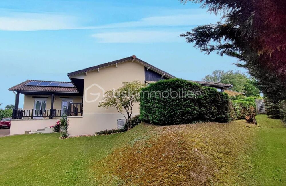 Maison de plain-pied rénovée de 135m2 avec piscine