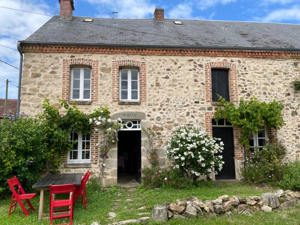 Vente Maison Dpt Creuse (23), à vendre  à Fleurat  maison de 4 pièces de 78 m2 - Grange attenante et terrain de 1289 m2 Fleurat