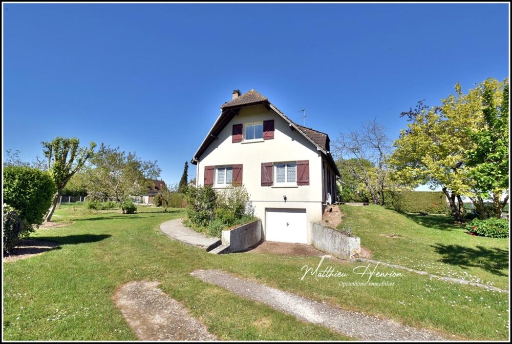 Maison familiale 4 chambres avec vie de plain-pied, sous-sol total et jardin de 1 380 m²