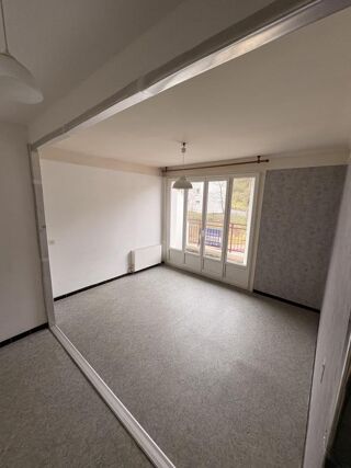  Appartement à louer 1 pièce 32 m²
