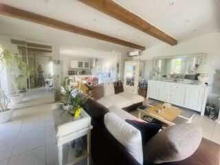  Villa  vendre 2 pices 80 m