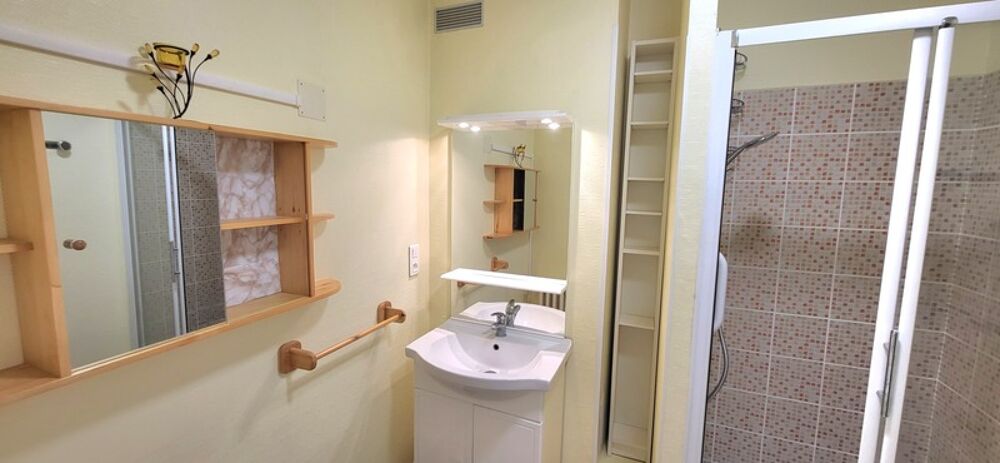 Vente Appartement Rouen-Docks : Bel Appartement 73 m� au 5e E (Asc) avec 2 CH, Balcon panor., Gge priv. & Cave  - Px attractif ! Rouen