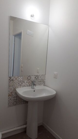  Appartement à louer 1 pièce 36 m²