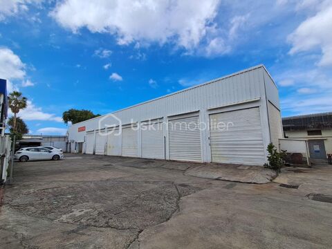? SITE AUTOMOBILE 196 m&sup2; – EMPLACEMENT N&deg;1 – ST PIERRE ? 6000 97410 Saint pierre