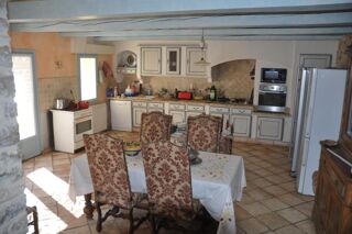  Maison à vendre 13 pièces 400 m²