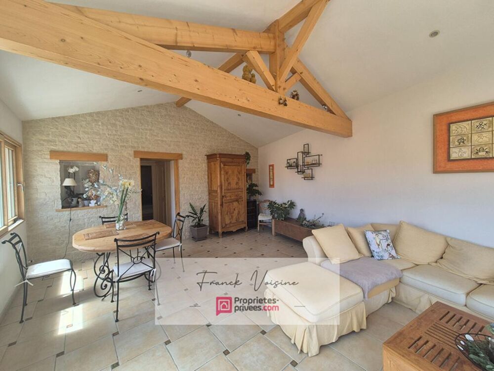 A VENDRE à Mouchamps, Maison de 116 m2 avec 3 chambres sur une parcelle de 1575 m2