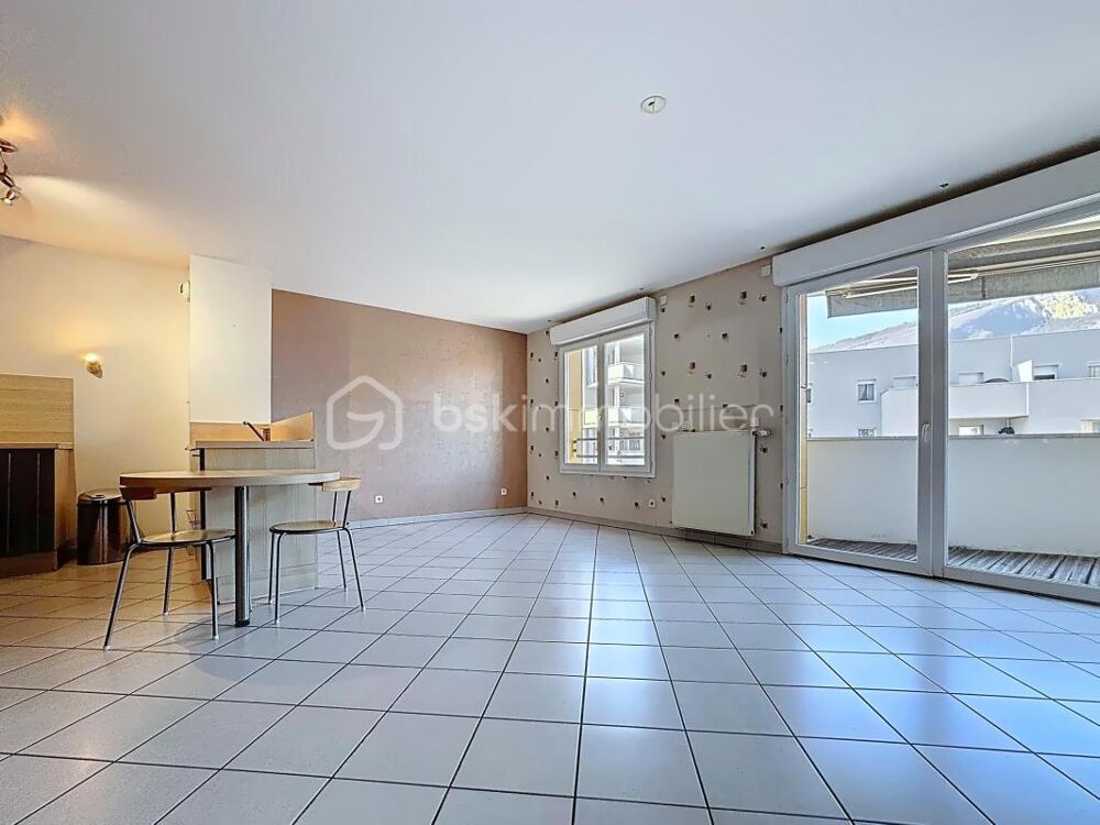Vente Appartement Appartement T4 de 83 m² avec terrasse – Fontaine Fontaine