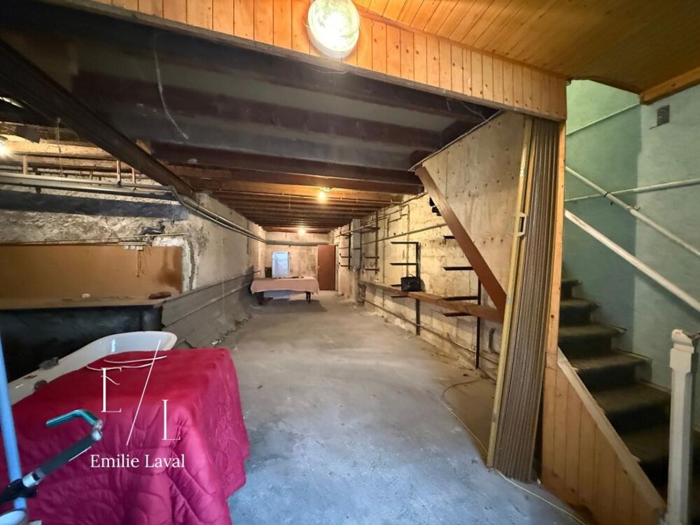 Vente Maison Maison de ville avec grand garage sans extérieur à VILLEFRANCHE DE LONCHAT (24) Villefranche de lonchat
