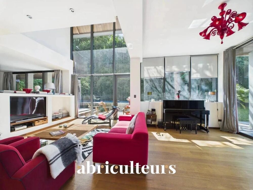 Splendide maison d'architecte dans un écrin de verdure - 317m², piscine et grandes terrasses - Nantes Sud