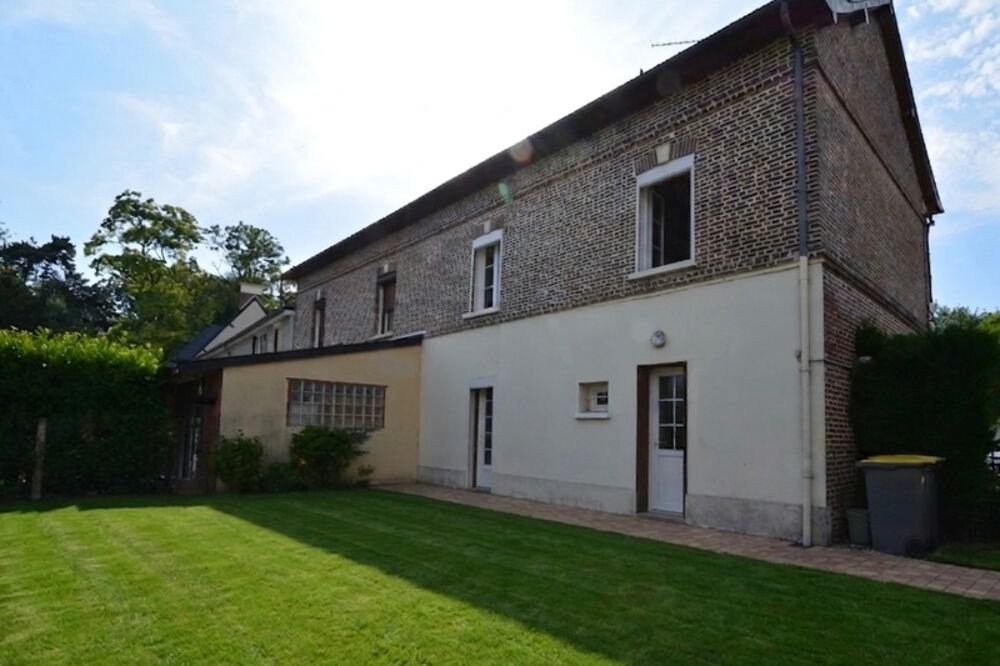 A vendre : Maison de caractère 112 m² à Serquigny  4 ch, jardin clos sans vis-à-vis et Gare à pied (Paris 1h25)