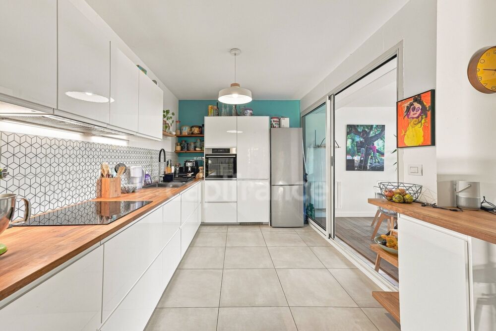 Appartement à vendre 4 pièces FERNEY VOLTAIRE (01)