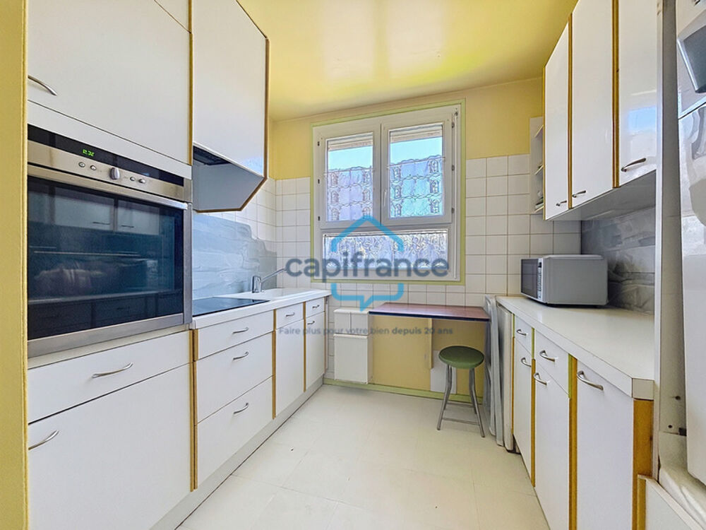 Appartement T4 lumineux avec cave, box/parking et grand stationnement extérieur