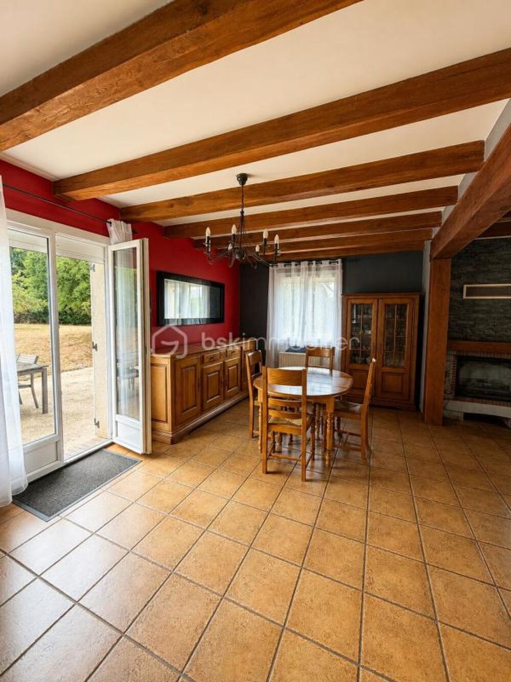 Maison 153 m² Bazincourt-sur-Epte - Grand salon lumineux et 5 chambres