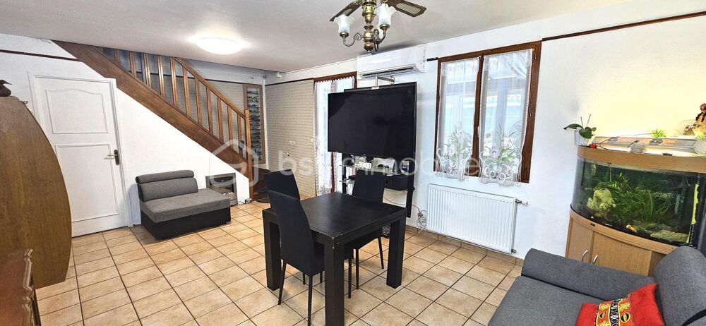 Maison de 2000 dans quartier calme et familliale