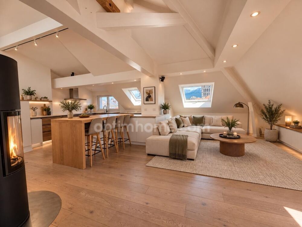 Vente Appartement ANNECY CENTRE – APPARTEMENT D'EXCEPTION AVEC VUE SUR LES TOITS ET LES MONTAGNES Annecy