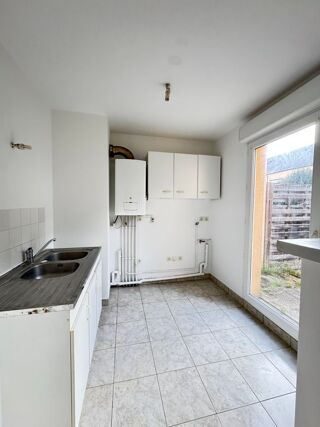  Appartement à louer 2 pièces 49 m²