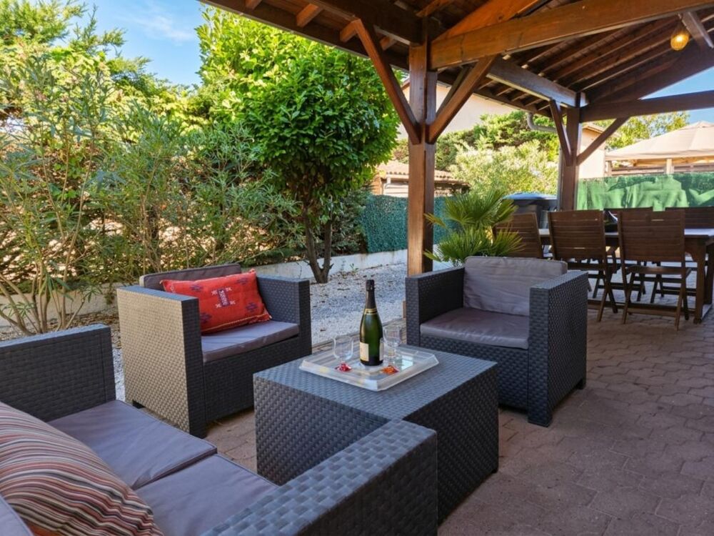 Vente Maison Maison à vendre 5 pièces CHASSIEU (69) Chassieu