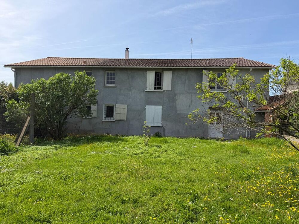 Maison Saint Maixent L Ecole 10 pièce(s)