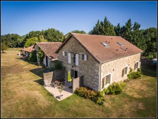  Maison � vendre 15 + pi�ces 470 m�