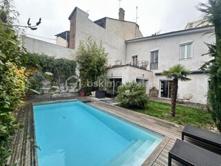  Maison  vendre 7 pices 290 m