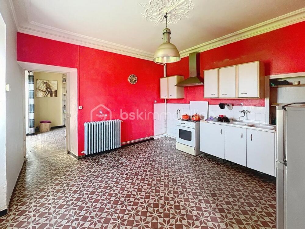 Authentique mas en pierre de 150 m² avec dépendances et cour privée