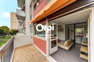 Vente Appartement T4 (70 m²) + BALCON + CAVE + PARKING PRIVATIF Villeurbanne