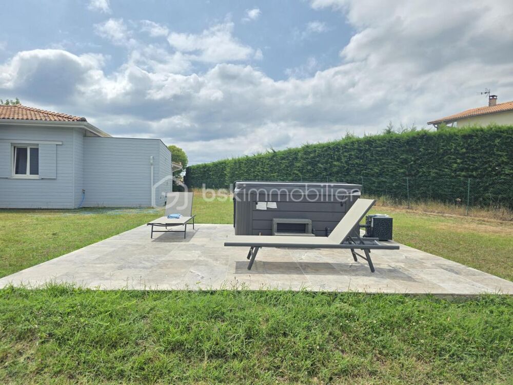 MAISON 170 m² -5 CHAMBRES- JARDIN 4378 m²- DOUBLE CARPORT-ABRI - SPA