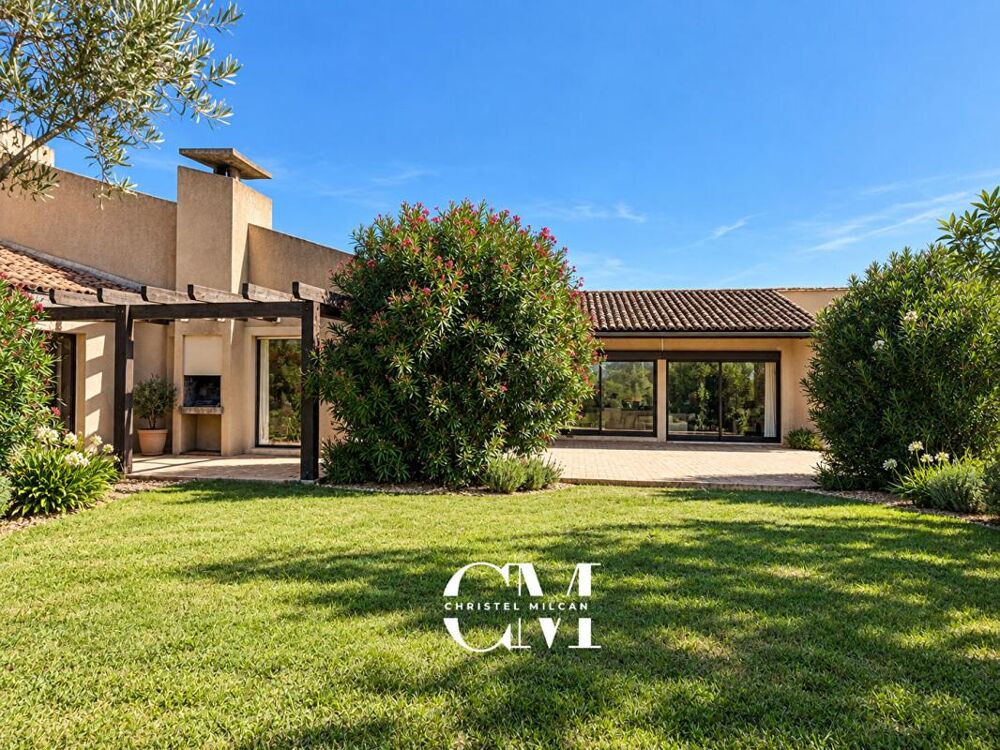 Vente Maison Maison Galgon 7 pièces 207 m² sur une parcelle de 867 m² Galgon