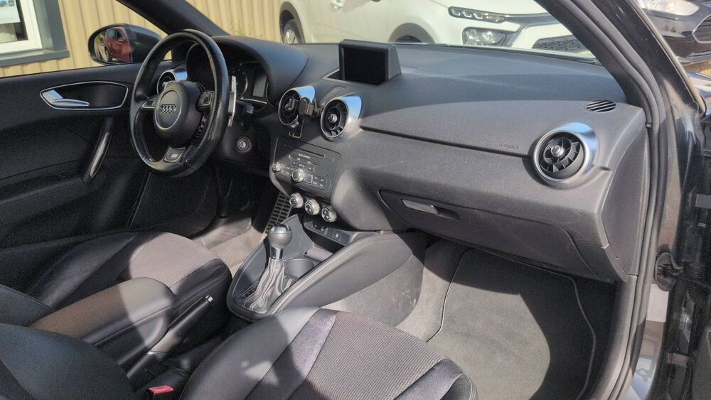 A1 1.4 TFSI 185 S-Tronic 7 S line - Automatique 2011 occasion 45000 Orleans