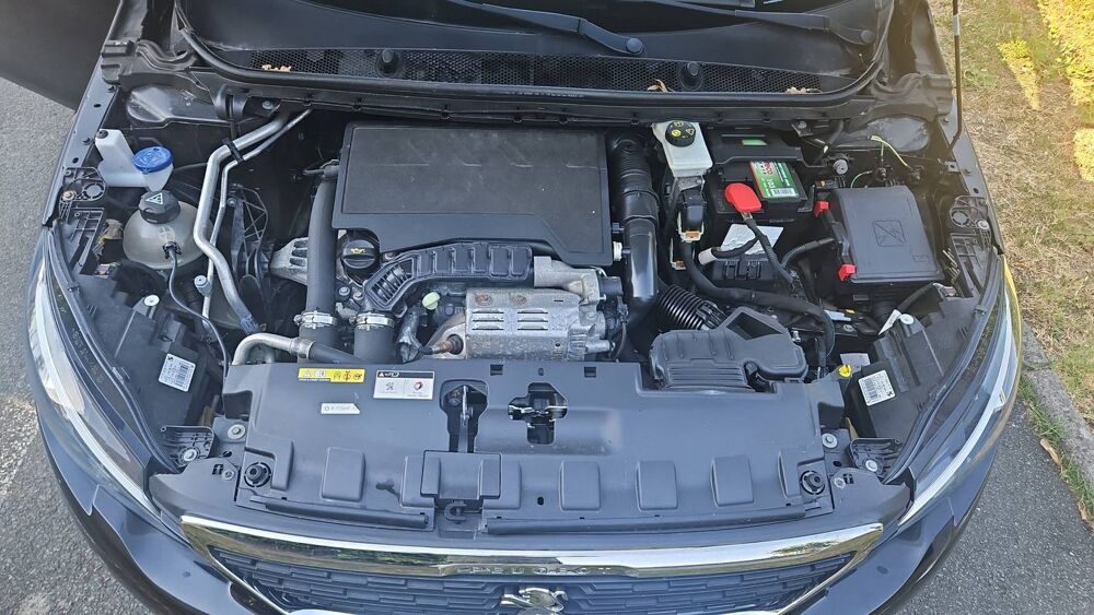 308 1.2 PureTech 130 EAT8 Style - Automatique 2019 occasion 17000 La Rochelle