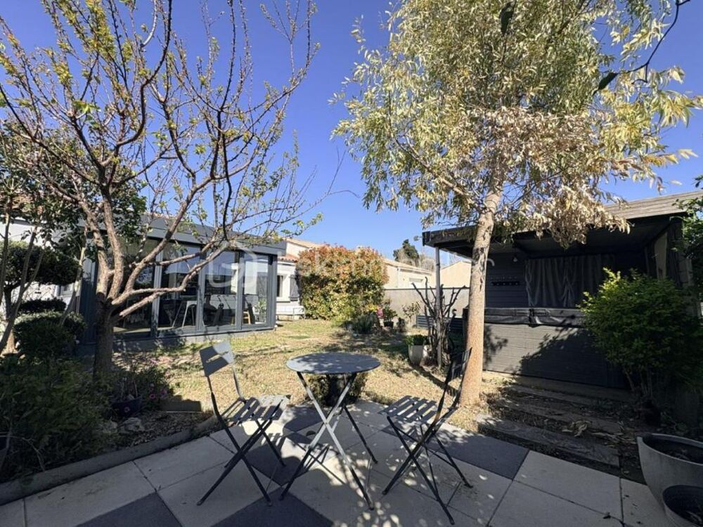 Vente Villa CANET D'AUDE - PLAIN-PIED- 4 CHAMBRES - VERANDA - DEPENDANCE - SPA - FORAGE Canet