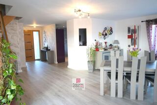  Maison � vendre 7 pi�ces 180 m�